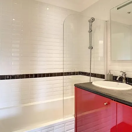 Apartment 3 Pieces Ensoleille A Deux Minutes A Pied De La Croisette,
